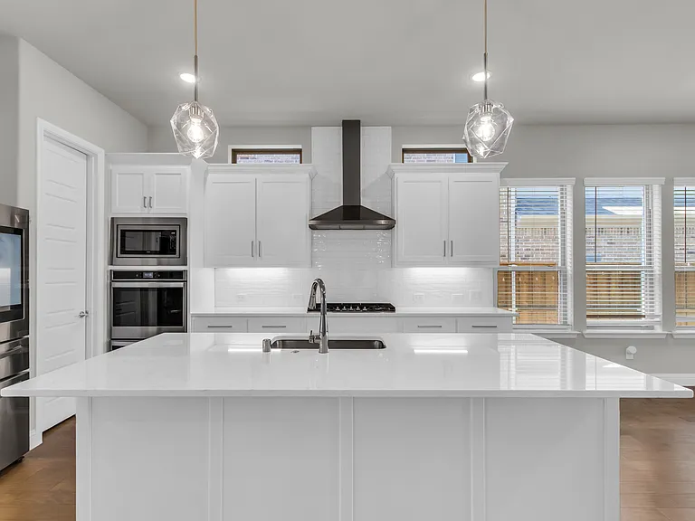 6657 Barnes Dr — Photo 8