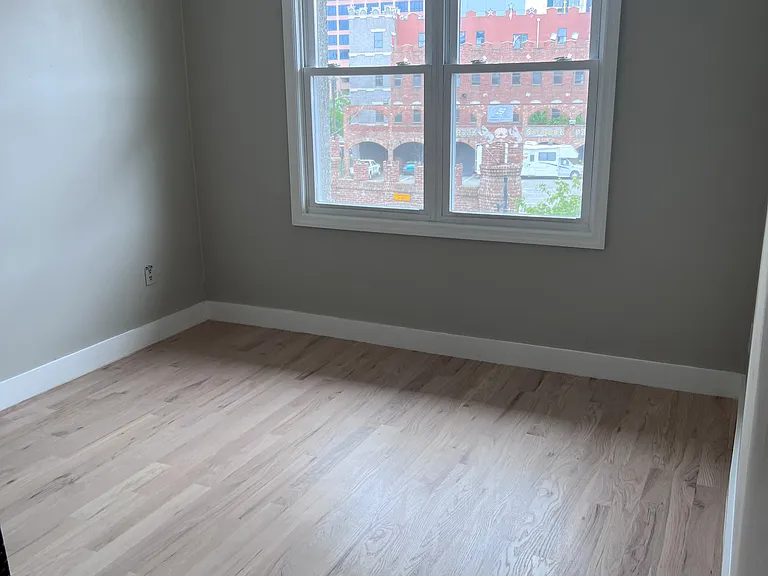 73-75 Ferry St #2 — Photo 8