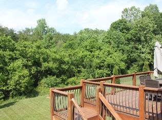 5641 Cedarmere Dr, Winston Salem, NC 27106