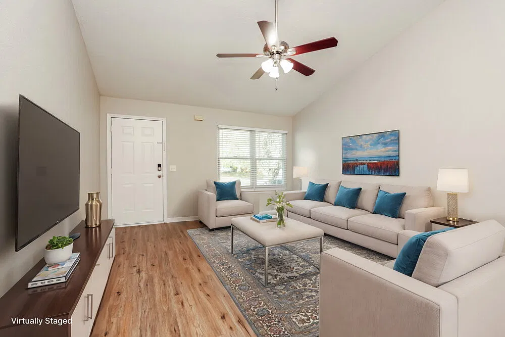 3 bed, 2.0 bath, 1228 sqft, $2,225 — Photo 3