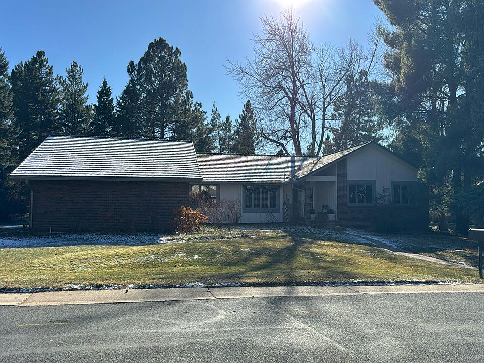 1st image of 2002 Green Oaks Ln