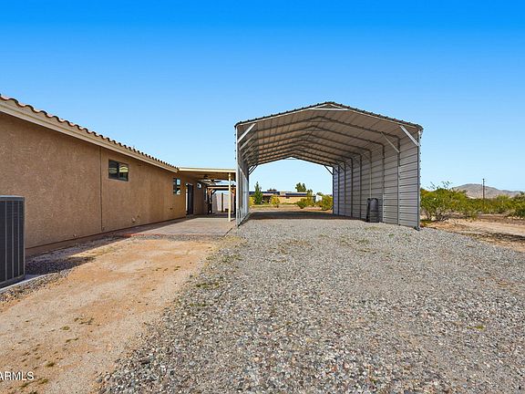 3rd image of 10651 N DUMONT Trail