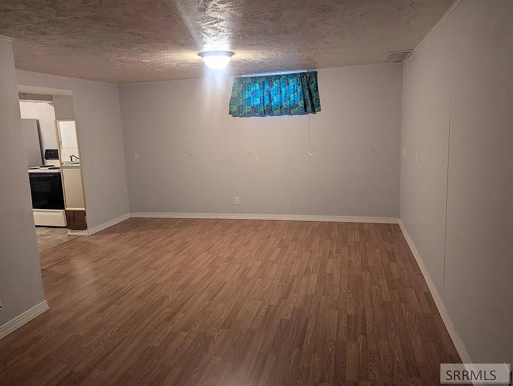 2 bed, 1080 sqft, $750 — Photo 4