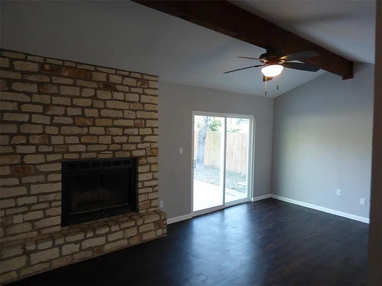 6107 La Mesa St — Photo 9