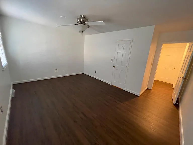 608 University Rdg #2B — Photo 15
