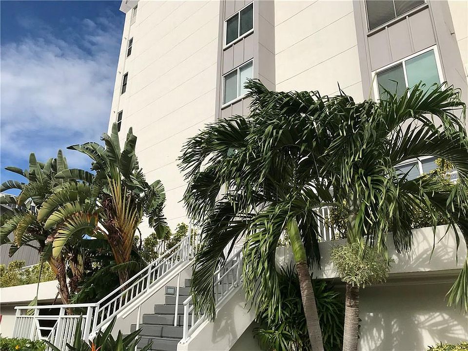 1st image of 1125 W Peppertree Dr APT 306