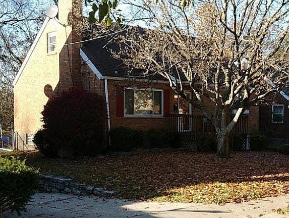 3rd image of 1235 Thurnridge Dr