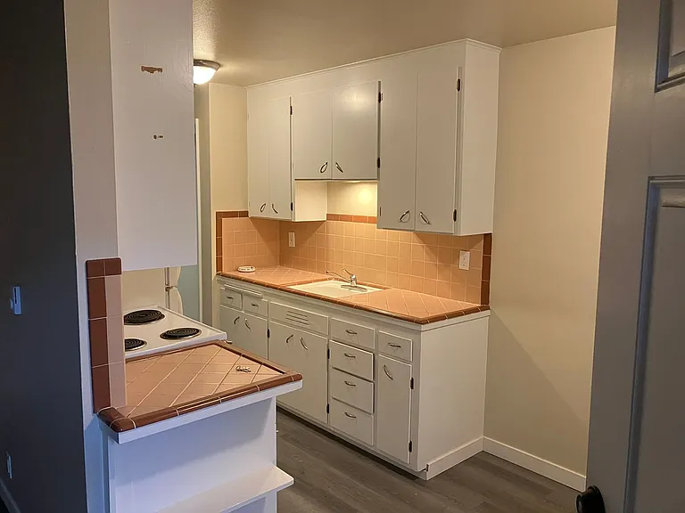 700 NW Market St — Photo 4