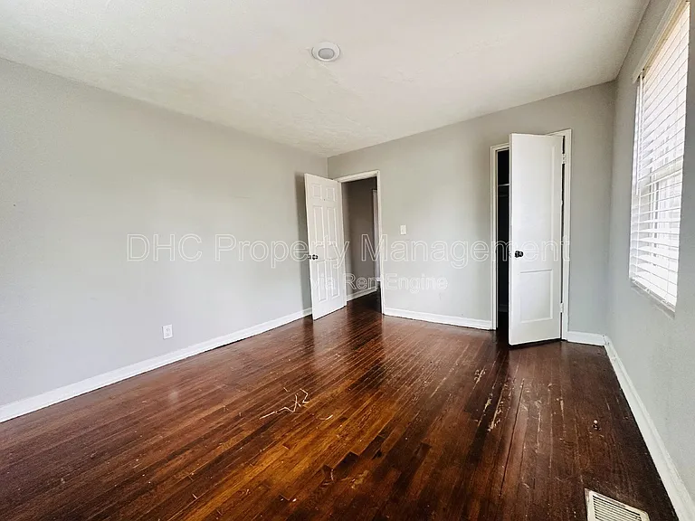 1994 Don Juan Ln — Photo 8