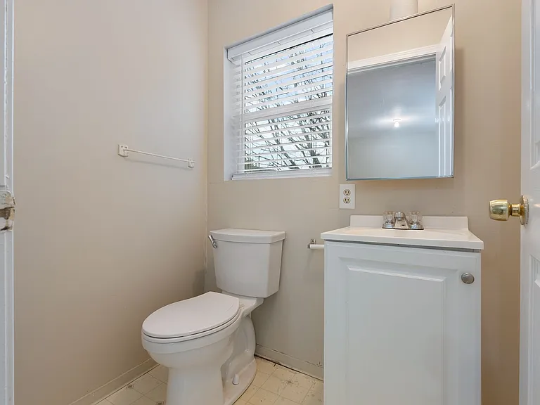 6028 NE Ainsworth St #D — Photo 10