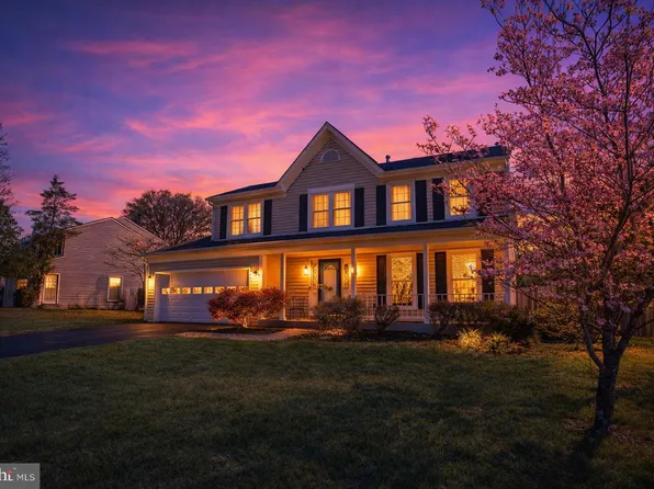 14719 Stratford Dr, Woodbridge, VA 22193