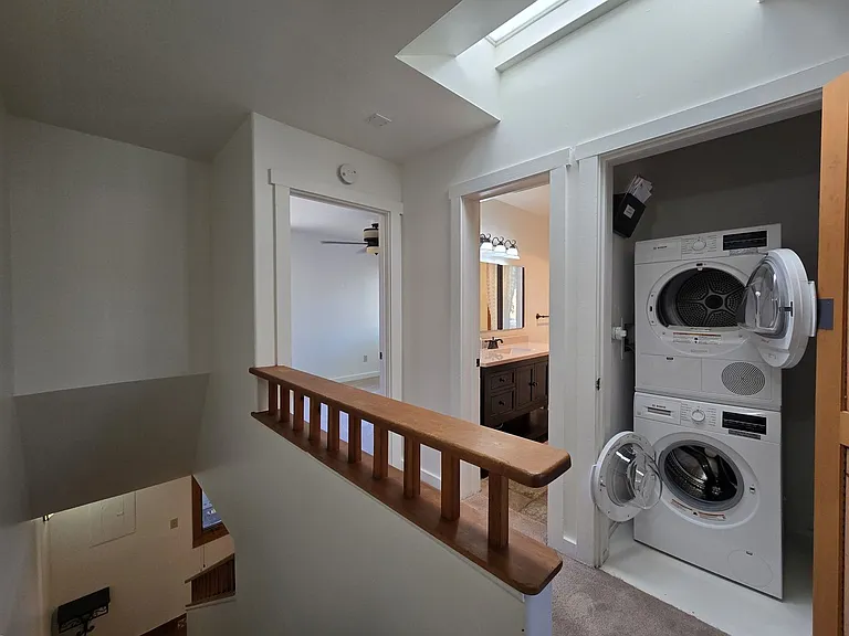244 Maynard St #6 — Photo 10