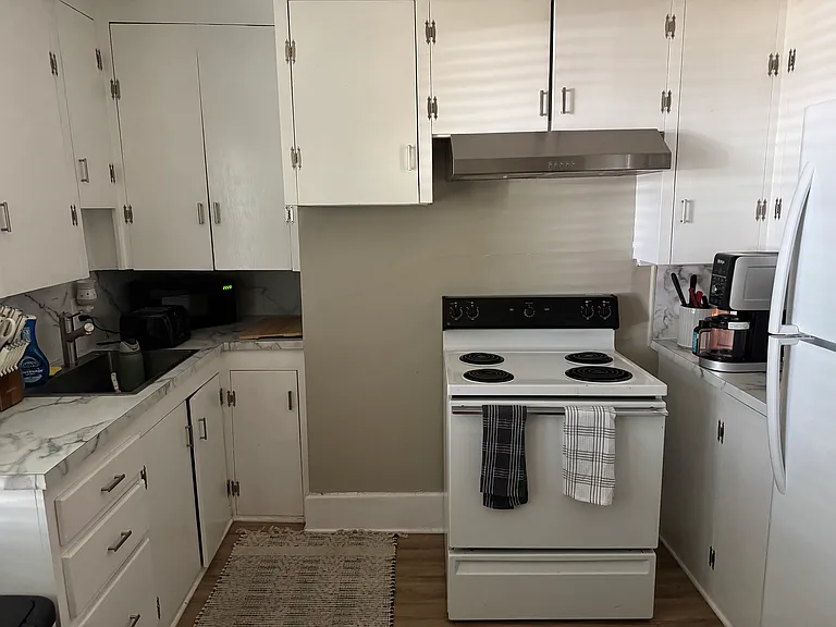 706 Gregg Ave #B — Photo 4