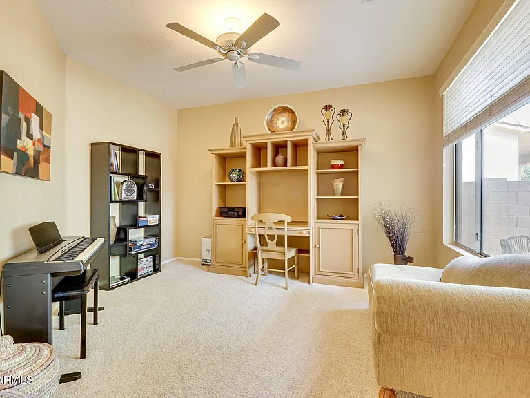 9746 E Coopers Hawk Dr — Photo 6