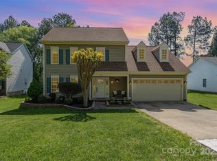 114 Rolling Stone Ct, Mooresville, NC 28117