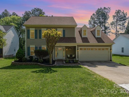 114 Rolling Stone Ct, Mooresville, NC 28117