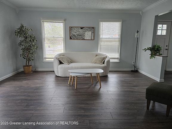 5th image of 120 Granite Dr