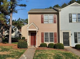 2934 Faversham Pl, Raleigh, NC 27604