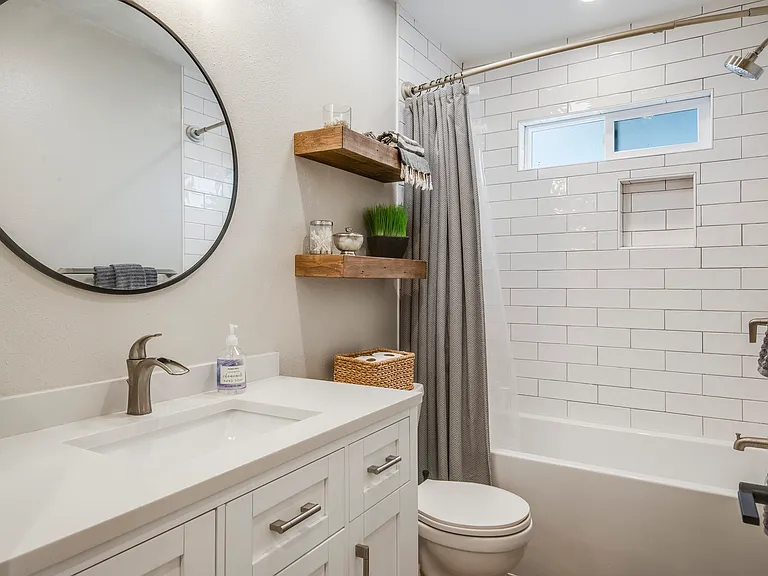 1319 S Irena Ave — Photo 22