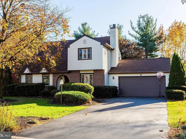 3300 Stillwell Dr, Lancaster, PA 17601