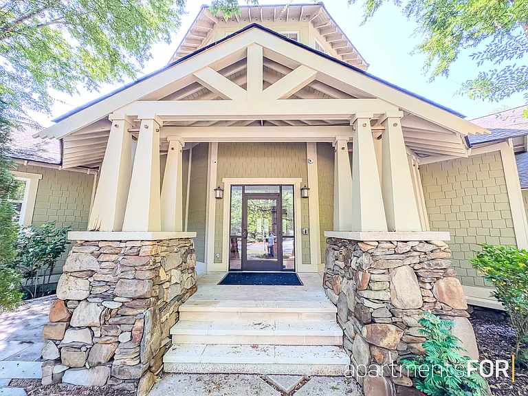 490 Barnett Shoals Rd #608 — Photo 9