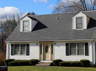 260 North Rd, Pascoag, RI 02859