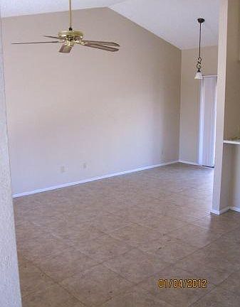 2nd image of 2402 W Hazelwood St APT 2
