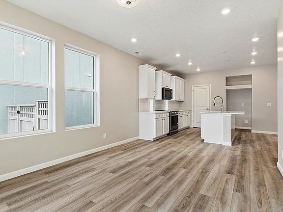 A View of the Dining Area to the Kitchen