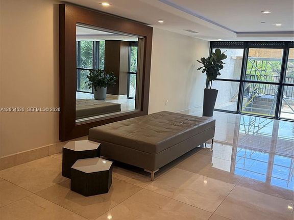 4th image of 540 Brickell Key Dr APT 617