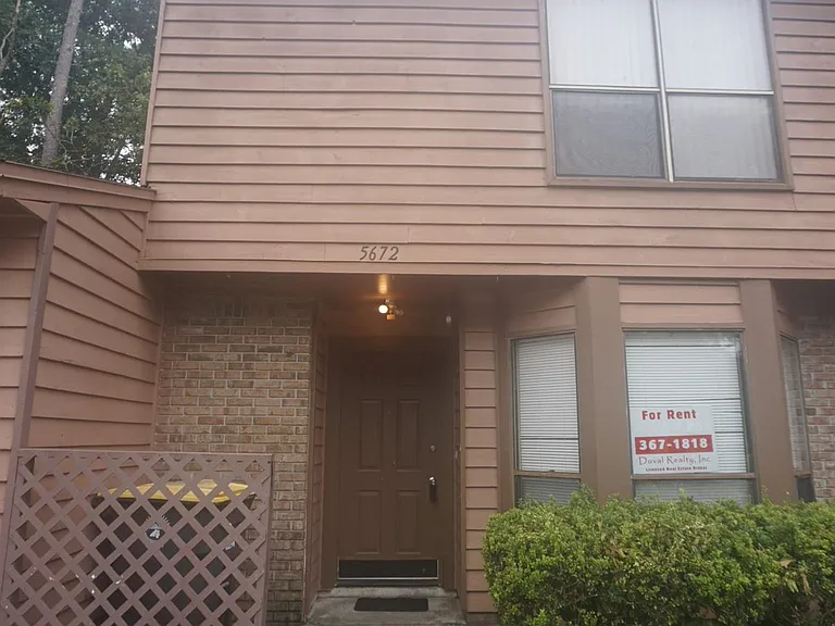 5672 Bryner Dr — Photo 1