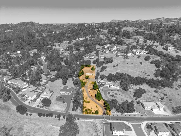 4980 Carriage Lane, Santa Rosa, CA 95403