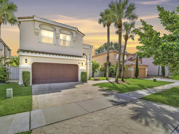 325 NW 158th Ln, Pembroke Pines, FL 33028