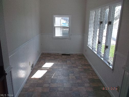 5th image of 714 E Spruce Ave