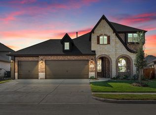 1220 Arrowwood Dr, Aubrey, TX 76227