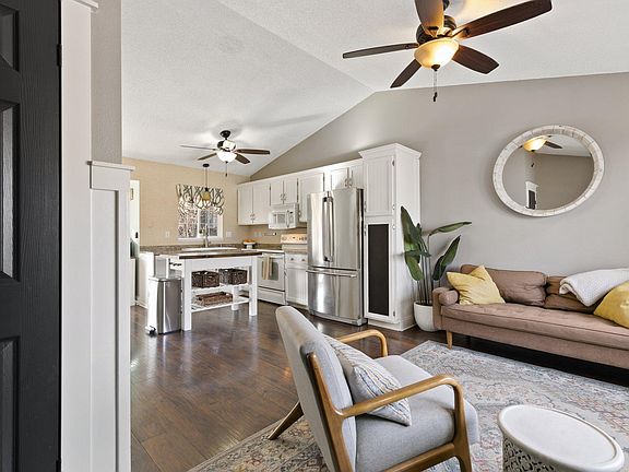 4th image of 7535 Churchwood Cir