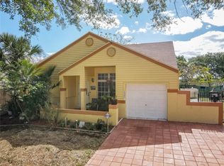1501 SW 85th Ave, Pembroke Pines, FL 33025