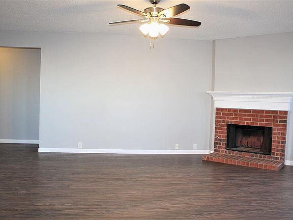 5th image of 1160 Highland Station Dr