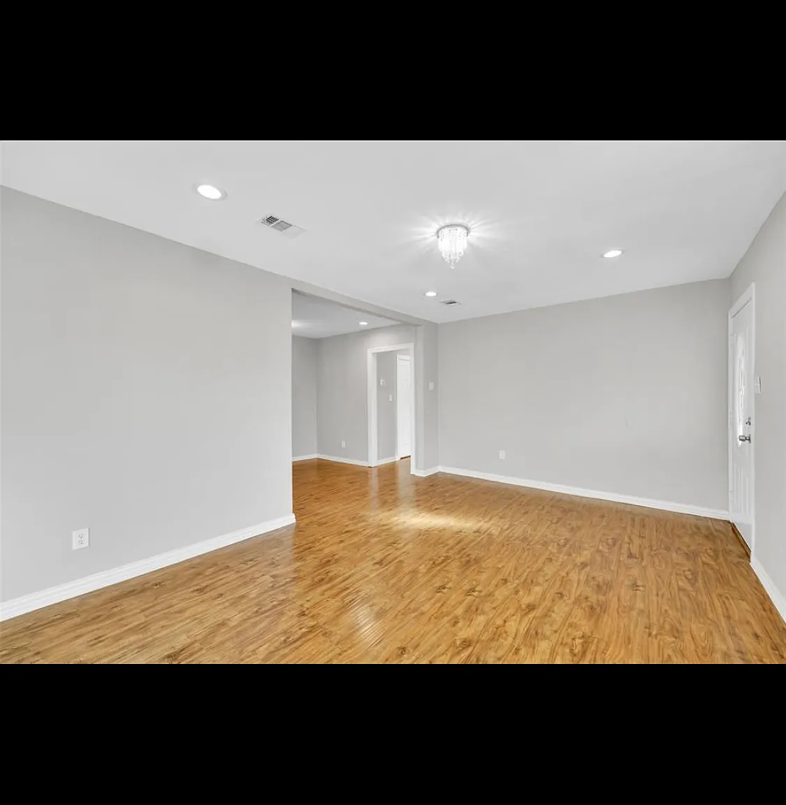 2 bed, 816 sqft, $1,700 — Photo 3