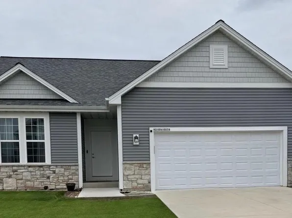 W218N16074 Tiger Lily DRIVE, Jackson, WI 53037