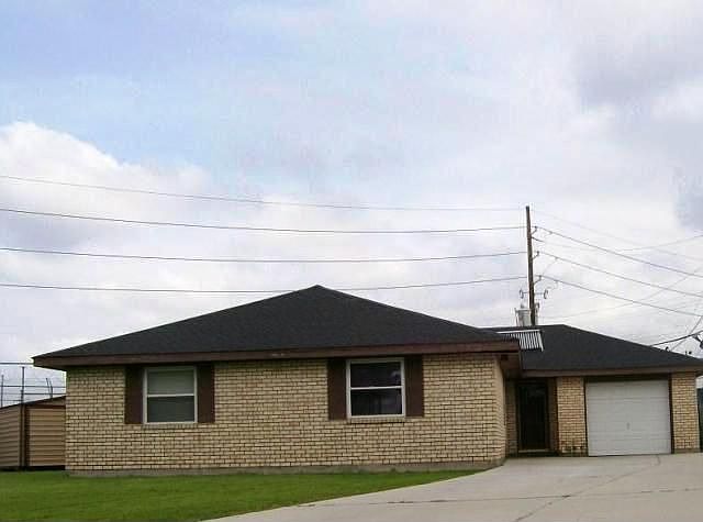 1st image of 1500 Wakefield Dr