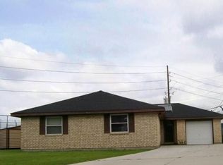 1500 Wakefield Dr, Marrero, LA 70072