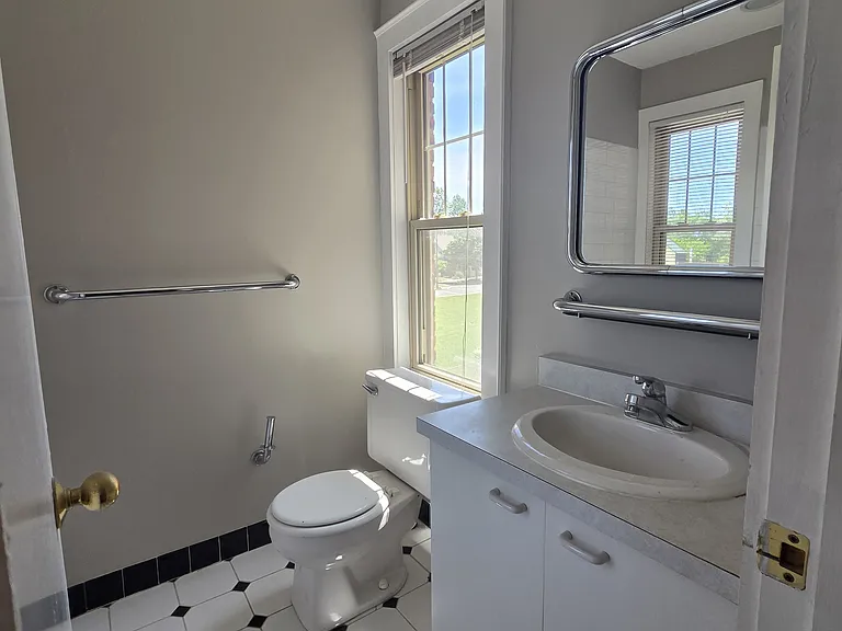 full bath