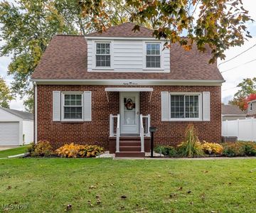 87 Ansel Ave, Akron, OH, 44312