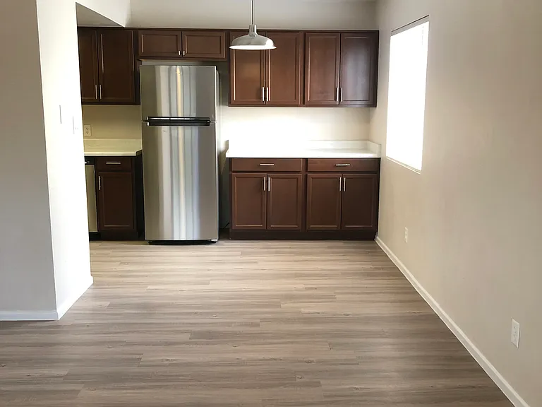 Eat in kitchen
