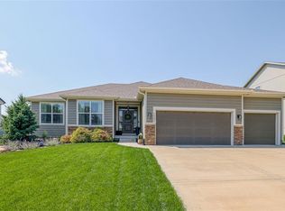 20895 W 225th Ter, Spring Hill, KS 66083