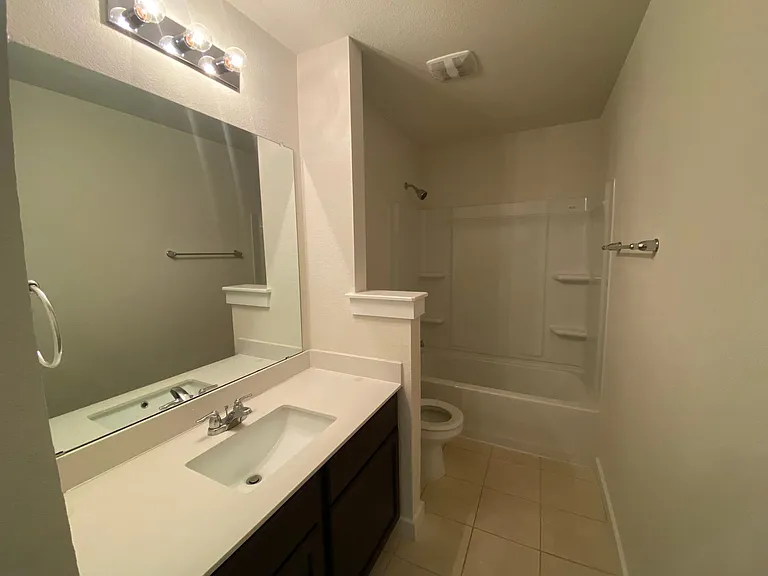 17115 Alturas Ave — Photo 18