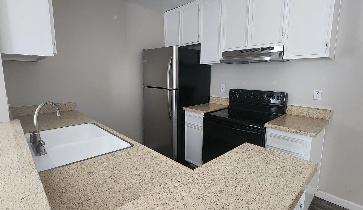 67th Street — Photo 3