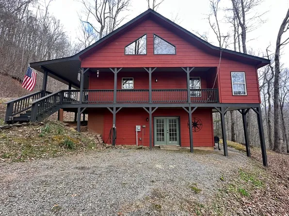 351  Wilderness Drive, Hayesville, NC 28904