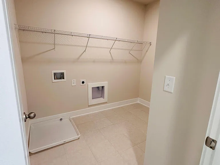 1247 Winterhaven Dr #1247 — Photo 12