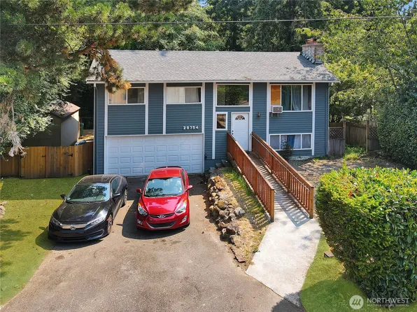 29754 4th Avenue S, Federal Way, WA 98023